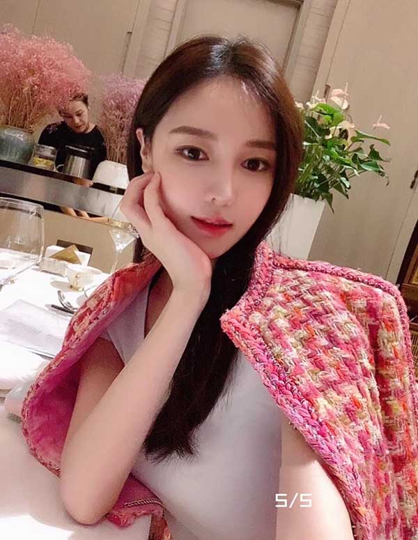 伦敦外围女大学生