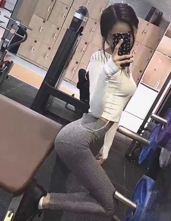 芝加哥大学生伴游